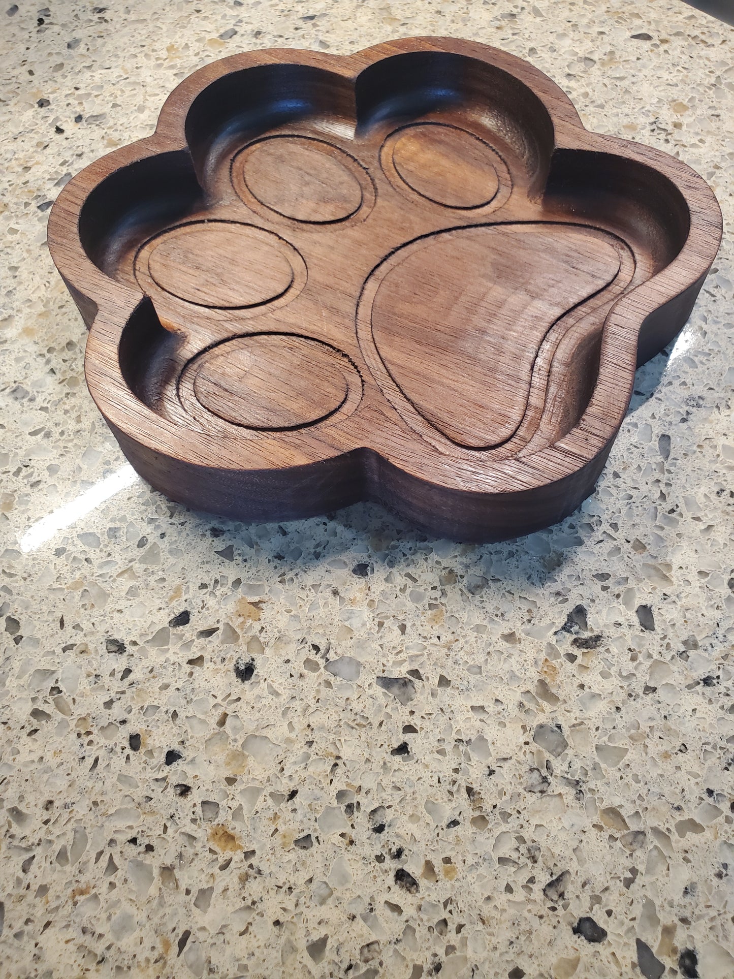 Paw print tray - 8"